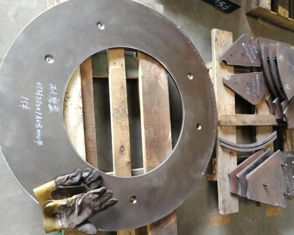 耐磨钢零部件-螺旋叶片搅龙生产-合肥利隆耐磨钢机加工厂家